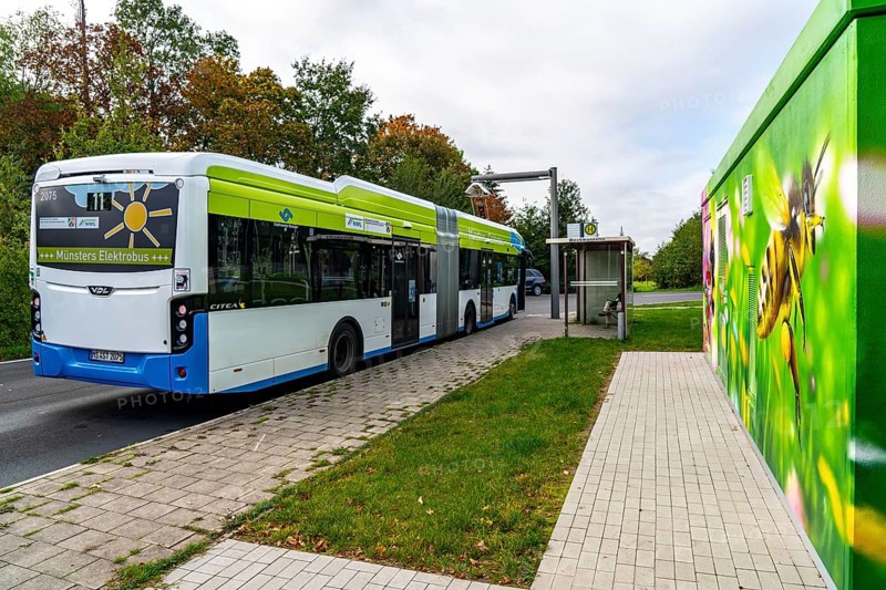 Electric bus from Stadtwerke Münster, at a fast charging station, bus stop, Dieckmannstrasse bus turnaround in Münster Gievenbeck, 16 electric buses are currently running on green electricity in Münster, North Rhine-Westphalia, Germany, Europe