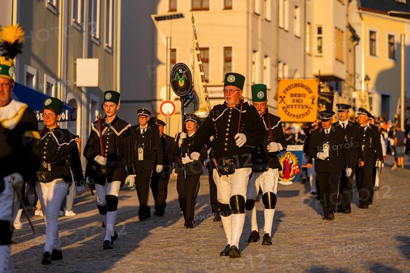 The so-called Bergstreittag is a beautiful centuries-old tradition and is celebrated on 22 July, the church memorial day and former feast day of Mary Magdalene in Schneeberg. The four quarterly sermons introduced in 1649 remained in place until 1845. These sermons were then abolished in favour of a single day, 22 July, which fell on Mary Magdalene. The Freiberg Mining Office recommended that this day should be celebrated with a festival and a mountain parade. In 1846, the Royal Ministry of Finance issued a decree to celebrate St Mary Magdalene's Day with a sermon and a magnificent mountain procession. The last major procession took place in July 1913. The First World War put an end to these processions. The tradition was not revived until July 1933, 528th Bergstreittag, mountain parade, Schneeberg, Saxony, Germany, Europe