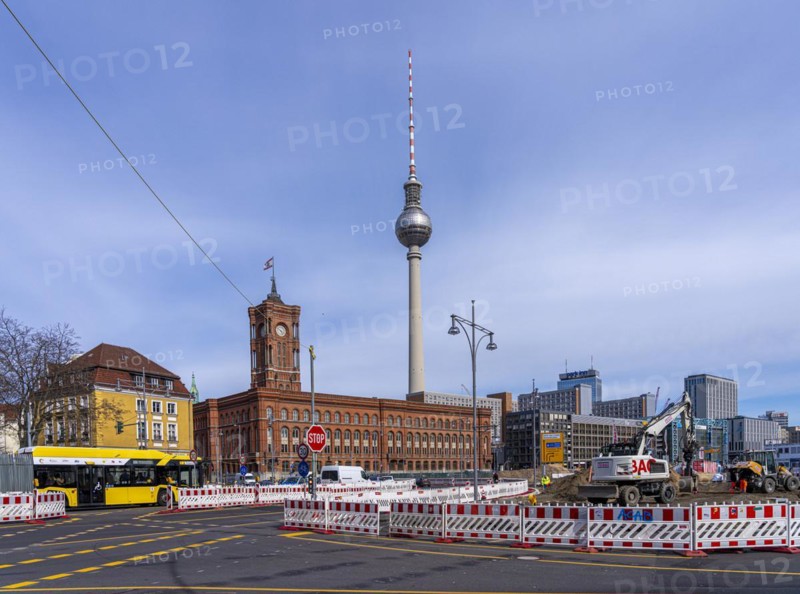 Major construction site on Mühlendamm and the area around the Rotes Rathaus, Berlin, Germany, Europe