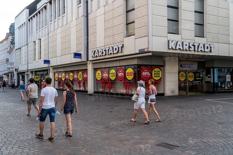 Karstadt shop in Trier city centre, clearance sale, as this shop is closed, Trier, Rhineland-Palatinate, Germany, Europe