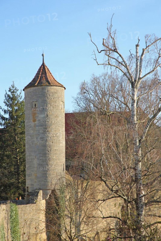 Historic defence defence tower as part of the historic town fortifications, town wall, defence tower, round, Rothenburg ob der Tauber, Tauberfranken, Franconia, Bavaria, Germany, Europe