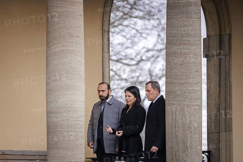 Trilateral meeting at Villa Borsig between Germany, Armenia and Azerbaijan. Annalena Bärbock (Alliance 90/The Greens), Federal Foreign Minister, meets the Foreign Minister of the Republic of Azerbaijan, Jeyhun Bayramov, and the Foreign Minister of the Republic of Armenia, Ararat Mirzoyan, at the Federal Foreign Office Guest House on Lake Tegel. Berlin, 28.02.2024. Photographed on behalf of the Federal Foreign Office