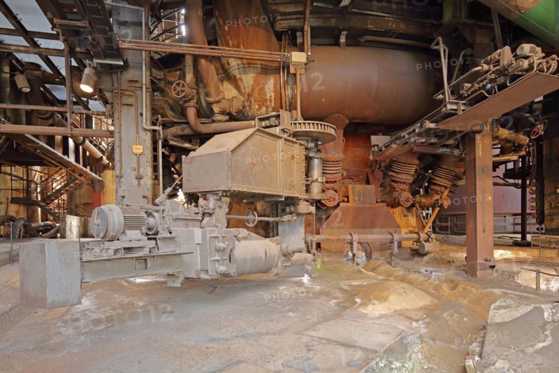 Tapping platform for tapping and discharging pig iron at the blast furnace, valves, opening, pouring, emptying, bottom, UNESCO Völklinger Hütte, Völklingen, Saarland, Germany, Europe