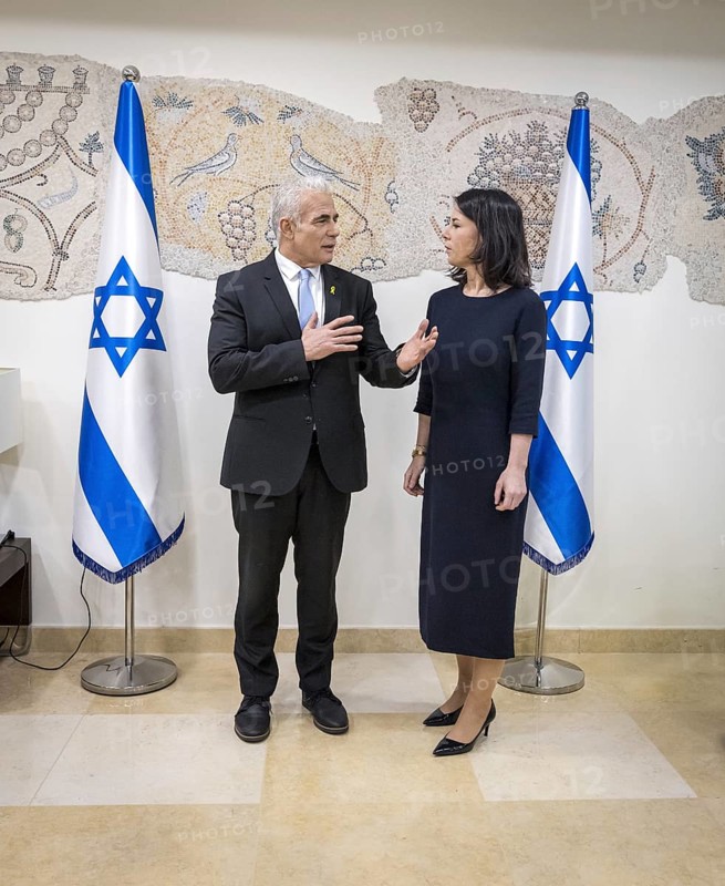 Annalena Bärbock (Alliance 90/The Greens), Federal Foreign Minister, photographed during her visit to Israel. Here she meets opposition leader Yair Lapid in the Knesset. 'Photographed on behalf of the Federal Foreign Office'