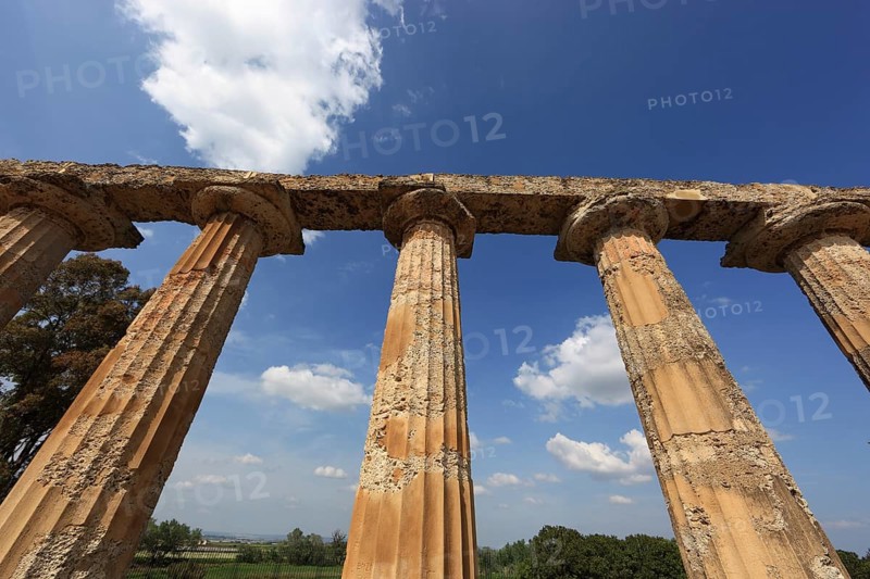 Metaponto, Metaponte, Doric hera temple, Tavole Palatine, Basilicata, Italy, Europe