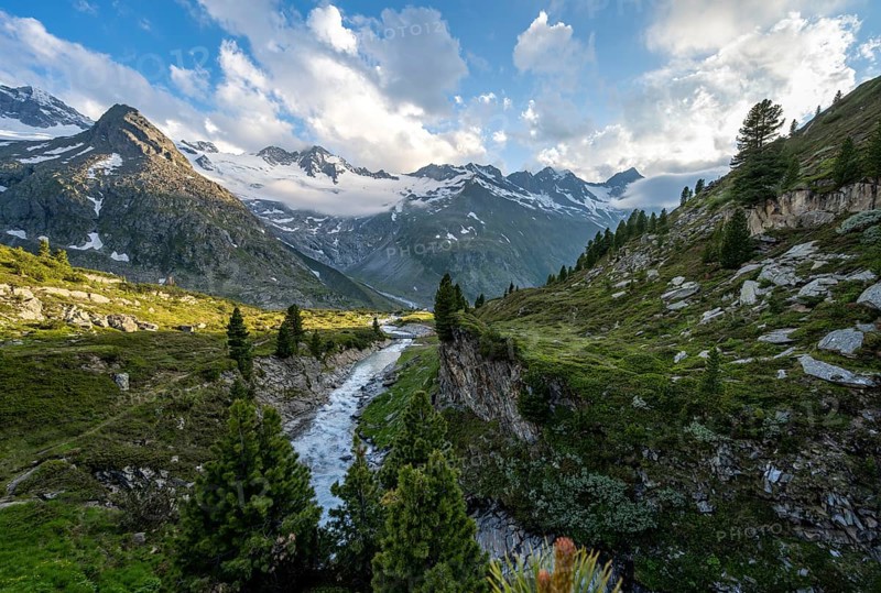 Mountain landscape with mountain stream Zemmbach, behind mountain peak Steinmandl and Großer Möseler with glacier Waxeggkees, Berliner Höhenweg, Zillertal Alps, Tyrol, Austria, Europe