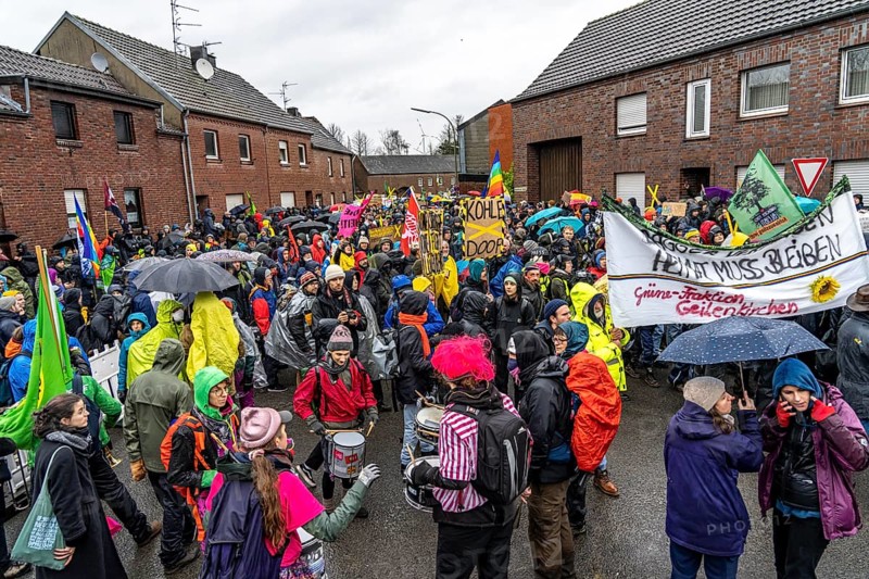 Demonstration against the demolition of the lignite village of Lützerath, from the village of Keyenberg the demonstrators marched to the edge of the Garzweiler open-cast mine and on to the rest of the village of Lützerah, Erkelenz, North Rhine-Westphalia, Germany, Europe