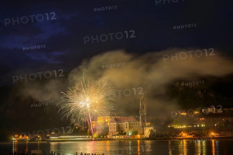 Solstice fireworks with a view of Dürnstein, Rossatz-Arnsdorf, Lower Austria, Austria, Europe