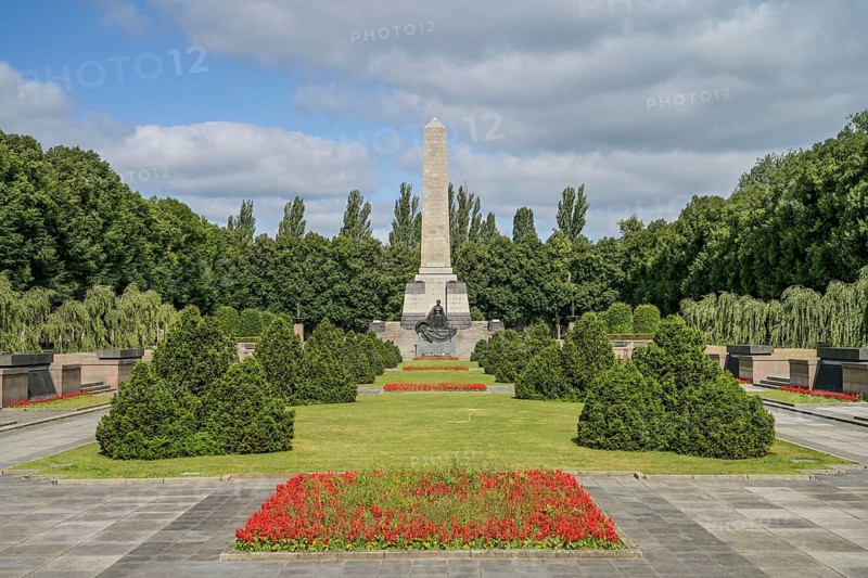 Soviet memorial, Schönholzer Heide, Pankow, Berlin, Germany, Europe