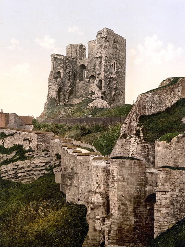 The fortified tower of Scarborough Castle, Yorkshire, England, the fortified tower of Scarborough Castle, Historical, digitally restored reproduction from a 19th century original, 1880, Record date not stated