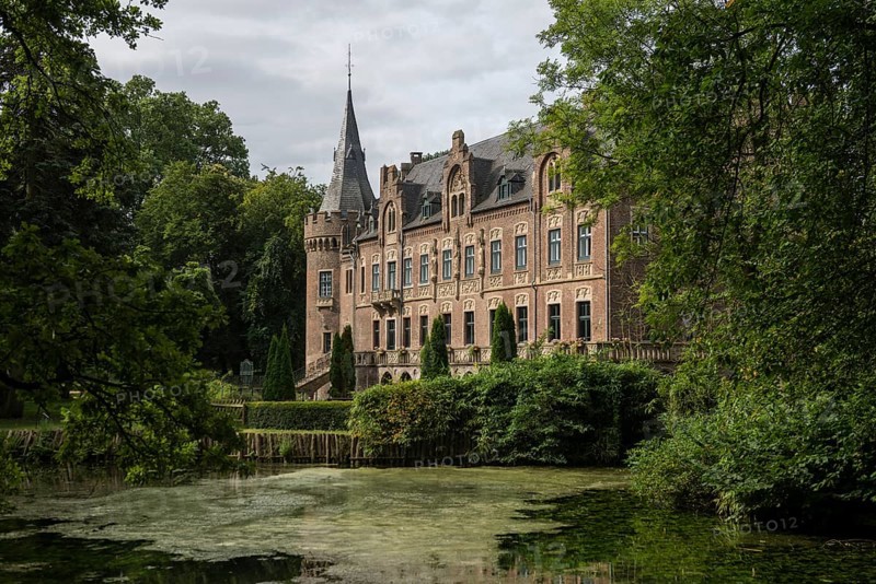 Moated castle, Schloss Paffendorf, Bergheim, Rhine-Erft district, North Rhine-Westphalia, Germany, Europe