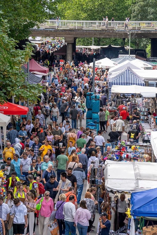 Flea market at the summer festival at the Gruga in Essen, 10-day funfair at Messe Essen, with one of the largest flea markets in North Rhine-Westphalia, Germany, Europe