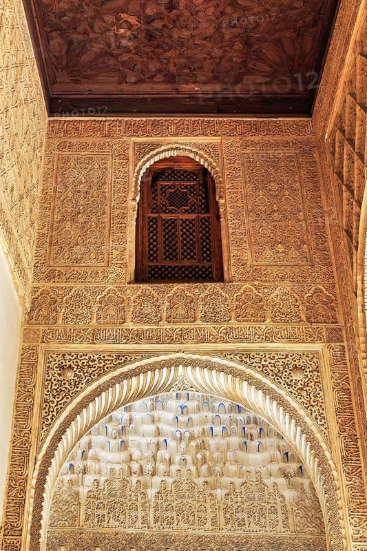 Patio de Arrayanes, arabesque Moorish architecture, detail, Nasrid Palaces, Alhambra, Granada, Andalusia, Spain, Europe
