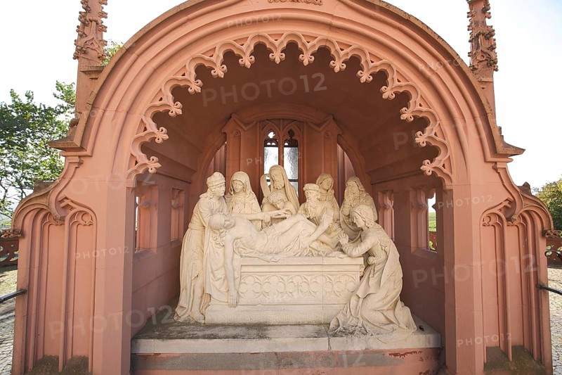 Crypt at the Rochus Chapel with figures of the death of Jesus, disciples and Mary, mourning, sculptures, Rochusberg, Bingen, Rhine-Hesse region, Rhineland-Palatinate, Germany, Europe