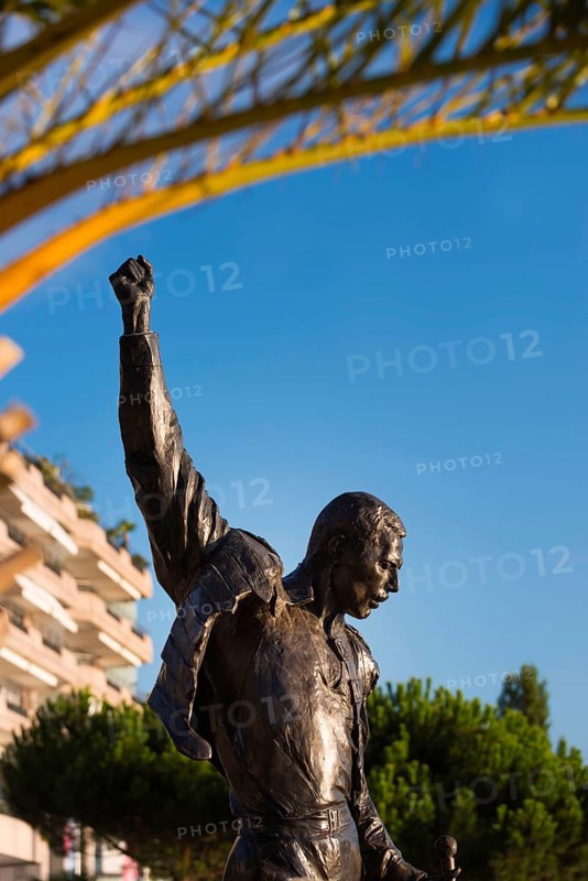 Freddie Mercury statue, musician, Queen, rock, rock music, star, rock star, deceased, famous, singer, music, monument, sculpture, art, artist, man, lakeside, Lake Geneva, Montreux, Switzerland, Europe