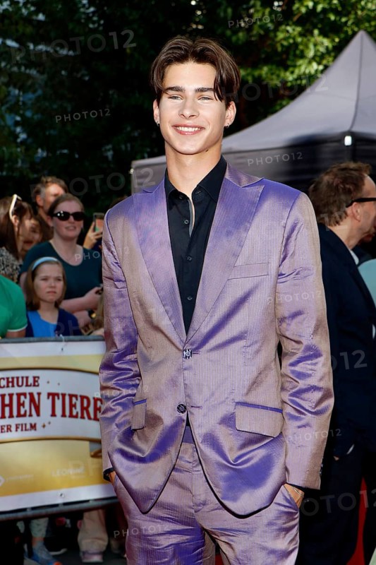 Loris Sichrovsky arriving at the premiere of THE SCHOOL OF MAGICAL ANIMALS 3 at the Zoo Palast in Berlin on 21 September 2024