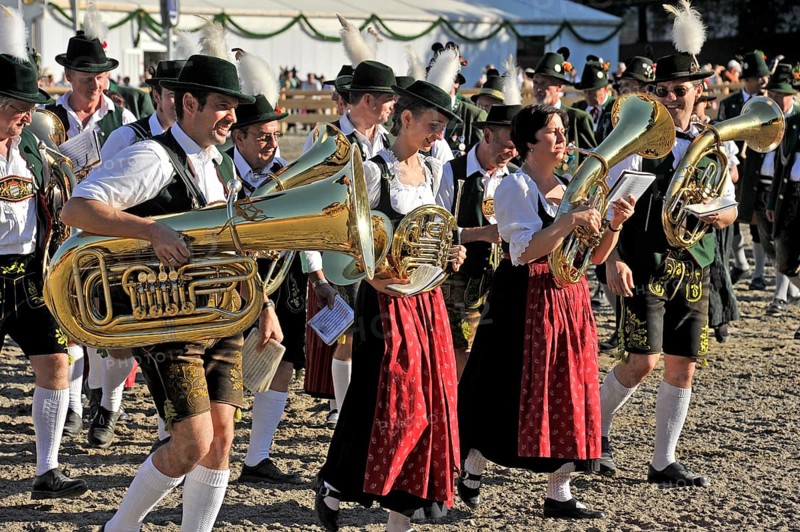 Musicians of a Bavarian brass band in traditional traditional costume with wind instruments, fairground, historic Wies'n, Oide Wiesn, Oktoberfest, Munich, Upper Bavaria, Bavaria, Germany, Europe