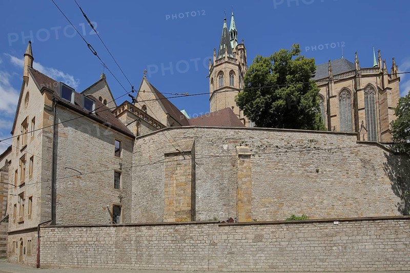 University building and UNESCO cathedral, Erfurt Cathedral, St Mary's Church, university, stone wall, Domstraße, Erfurt, Thuringia, Germany, Europe