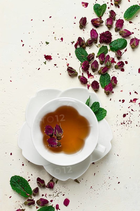 Cup of tea, damask rose, pink tea, close-up