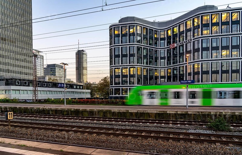 The headquarters of the logistics service provider DB Schenker AG, on Kruppstrasse, at Essen's main railway station, Skyline, North Rhine-Westphalia, Germany, Europe