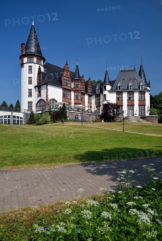 Europe, Germany, Mecklenburg-Western Pomerania, Klink Castle on the Müritz near Waren, castle hotel, built in 1898, Hamburg, Hamburg, Federal Republic of Germany, Europe