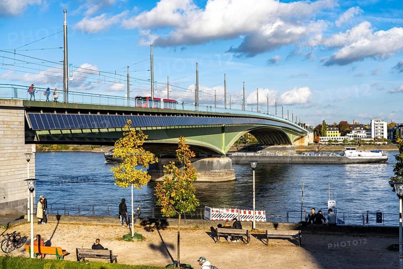 The Kennedy Bridge, the middle of Bonn's 3 Rhine bridges, connects the centre of Bonn and the district of Beuel, federal road B56, light rail lines and footpaths and cycle paths, freighter on the Rhine, Bonn North Rhine-Westphalia, Germany, Europe