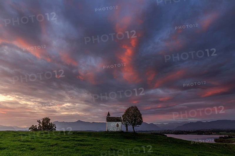 Small chapel, tree, lake, cloudy mood, sunset, Aidling, Riegsee, Murnau, Bavaria, Germany, Europe