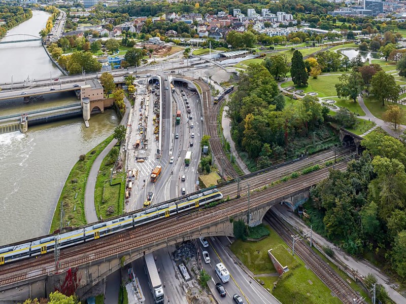 Leuzeknoten, construction site for the reorganisation of the traffic junction, federal highway B10 and B14. Aerial view with Rosensteinpark, railway tracks and Neckar. Stuttgart, Baden-Württemberg, Germany, Europe