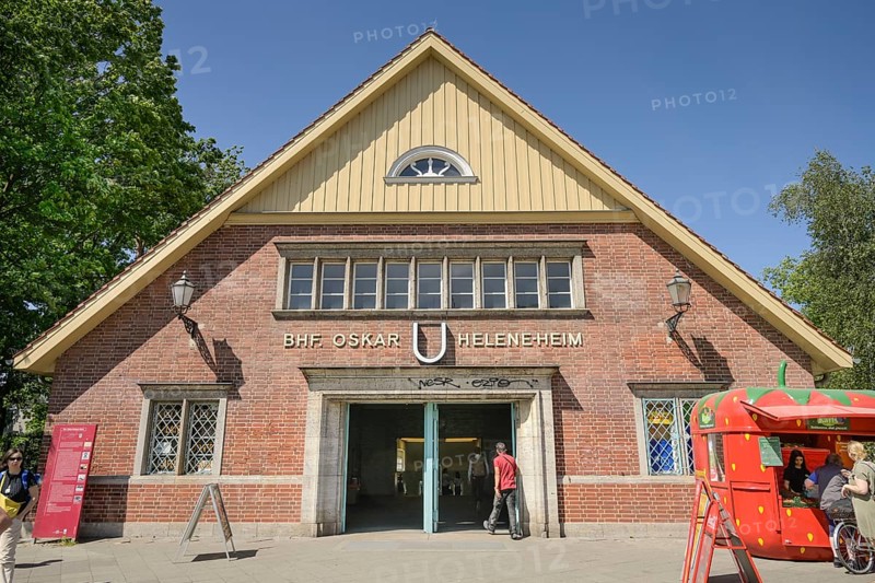 Oskar-Helene-Heim underground station, Clayallee, Dahlem, Steglitz-Zehlendorf, Berlin, Germany, Europe
