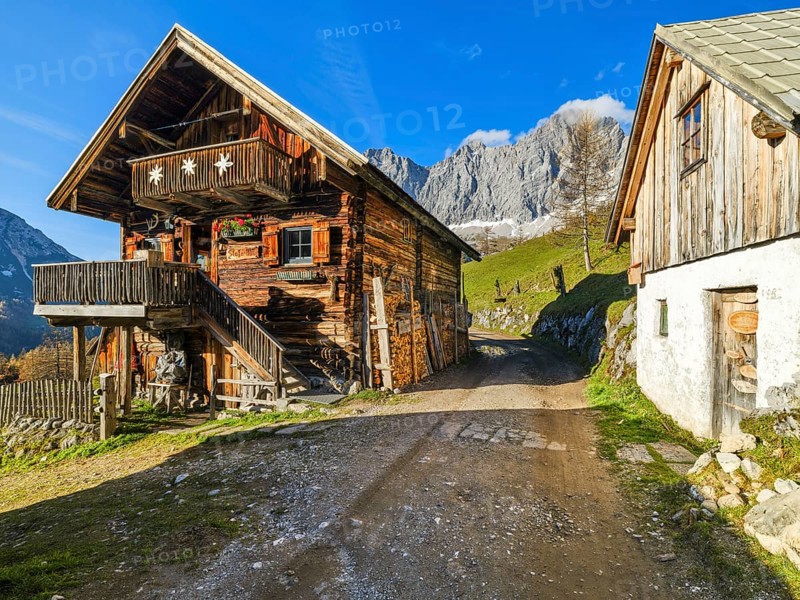 Neustattalm am Dachstein, alpine pasture, Dachstein, Dachstein mountains, Dachstein south face, blue sky, Ramsau am Dachstein, Styria, Austria, Europe