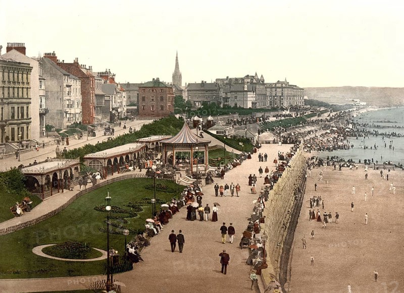 The Parade, Promenade, Bridlington, in the English Unitary Authority East Riding of Yorkshire, England, Historic, digitally restored reproduction from a 19th century original, Record date not stated