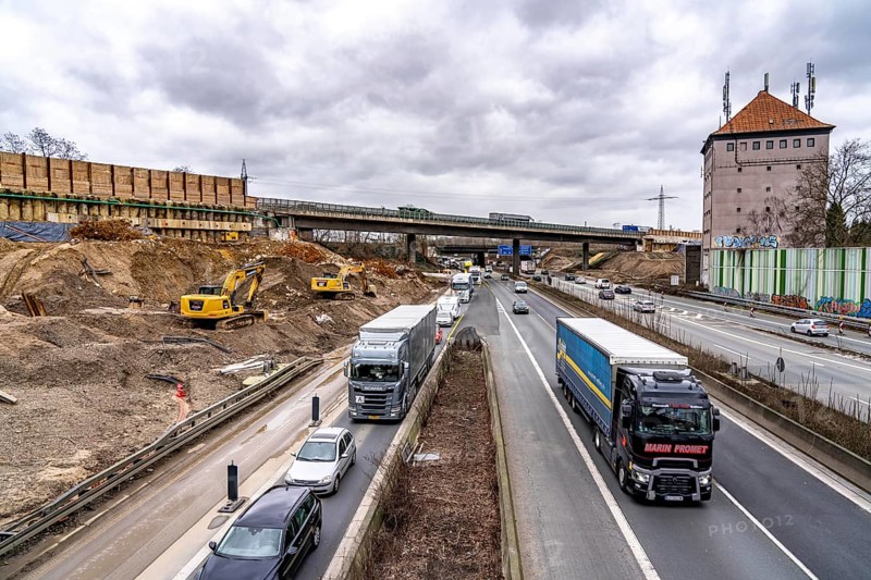 Duisburg-Kaiserberg motorway junction, complete reconstruction and new construction of the A3 and A40 junction, all bridges, ramps, carriageways are being renewed and partly widened, 8 years construction time, railway bridges running there are also being renewed, North Rhine-Westphalia, Germany, Europe