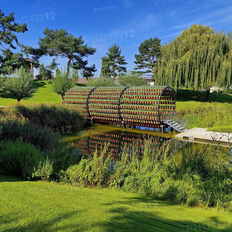 Scented tunnel, a work of art and a beam bridge by Ólafur Elíasson, Autostadt, Volkswagen AG, Wolfsburg, Lower Saxony, Germany, Europe