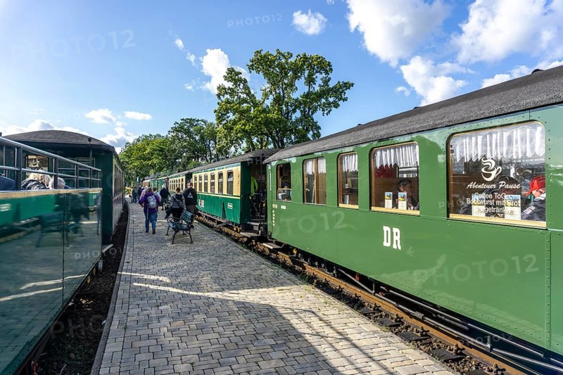 The historic steam train connection with the narrow-gauge train called the Rasenden Roland, the Rügensche BäderBahn, RüBB, here the Sellin Ost station, runs from Lauterbach Mole, Putbus, Binz, Sellin, Baabe to Göhren, Mecklenburg-Vorpommern, Germany, Europe