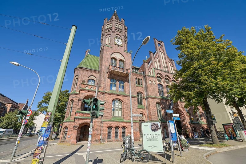 Old Town Hall, House of Culture, Karl-Liebknecht-Straße, Rudolf-Breitscheid-Straße, Babelsberg, Potsdam, Brandenburg, Germany, Europe