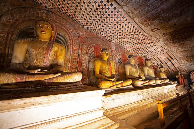 Seated Buddha statues in the Dambulla cave temple, Dambulla, Central Province, Sri Lanka, Asia