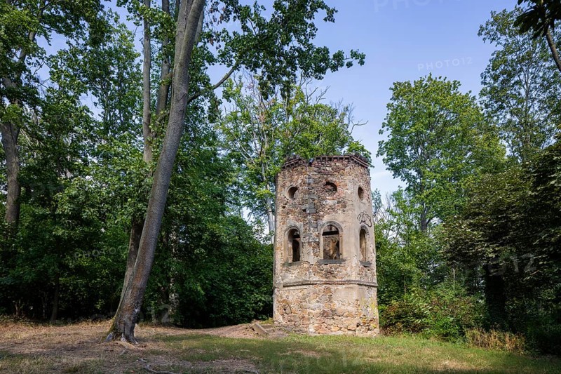 The Blechburg is a ruined former lookout tower with a viewing bastion at the northern end of the Jägerberg on the Wahnsdorfer Flur in the town of Radebeul in Saxony. The ruin stands in the middle of a forest that has grown up in recent decades on the edge of the slope at around 235 metres, Radebeul Weinhänge, Radebeul, Saxony, Germany, Europe
