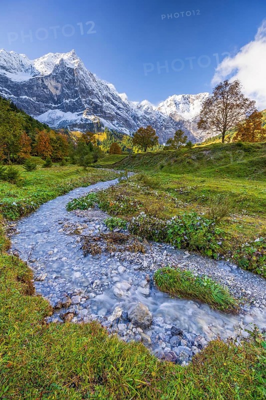 Stream, mountain landscape, maple trees, snowy mountains, sunny, autumn, Großer Ahornboden, Spritzkarspitze, Karwendel Mountains, Tyrol, Austria, Europe