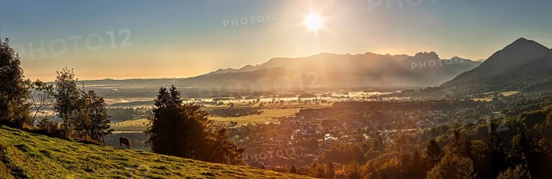 Bad Feilnbach, Panorama, am Morgen, Sonnenaufgang, Bayern, Deutschland