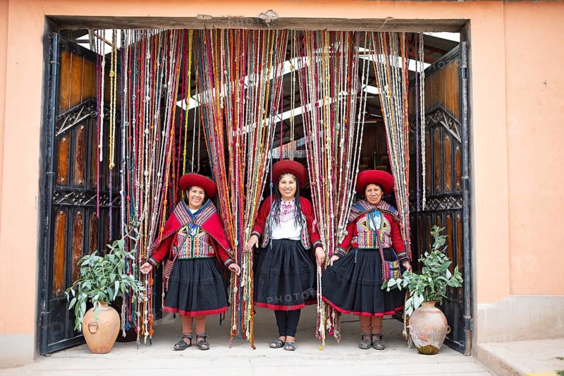 Peruvian woman in traditional traditional costume, woman's cooperative Comunidad de Mujeres Andinas, Chinchero, Cusco region, Peru, South America