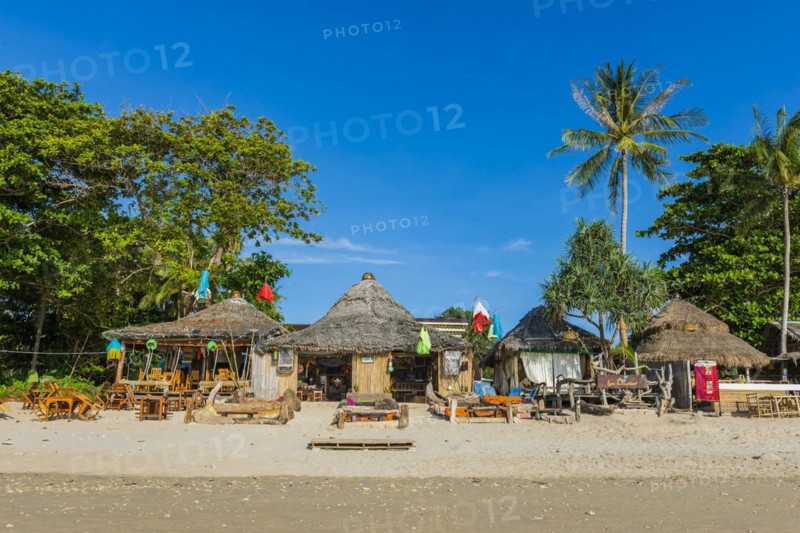 Beachbar at Klong Khong beach, beach, sea, restaurant, view, travel form, outdoor gastronomy, beach bar, empty, nobody, holiday, travel, tourism, island, beach holiday, backpacker, hippie beach, evening mood, evening sun, relax, chill, Caribbean, sun, summer, Asian, travel form, beach holiday, gastronomy, bar, Ko Lanta, Thailand, Asia