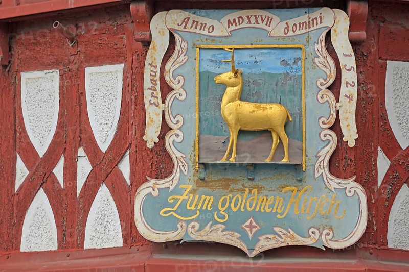 Sign with stag figure and year 1527 and inscription, built, anno, golden, Roman, number, Zum Goldenen Deer, Kornmarkt, Old Town, Limburg, Hesse, Germany, Europe