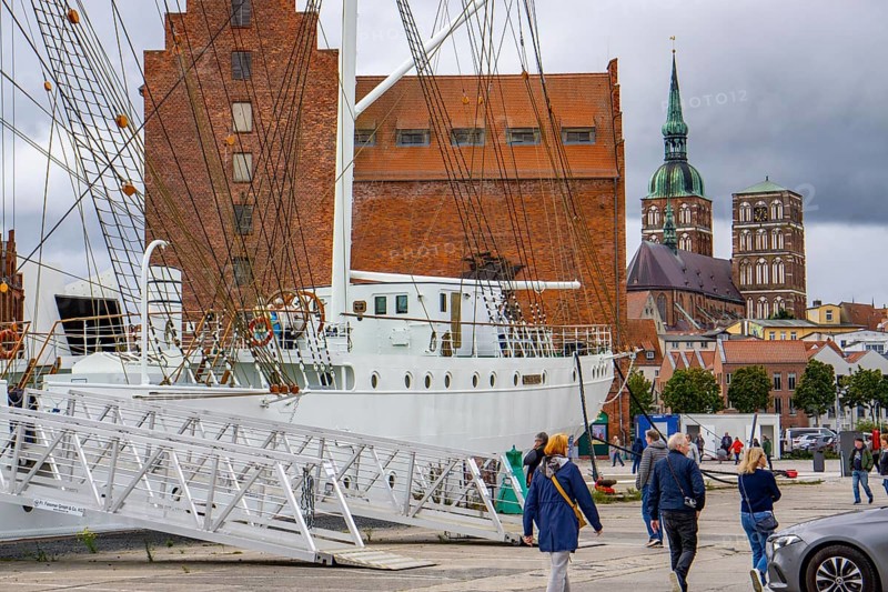 The former sail training ship Gorch Fock I, in the harbour of the Hanseatic city and UNESCO World Heritage Site, Stralsund, today a museum ship, in the background the Nikolaikirche, Mecklenburg-Vorpommern, Germany, Europe