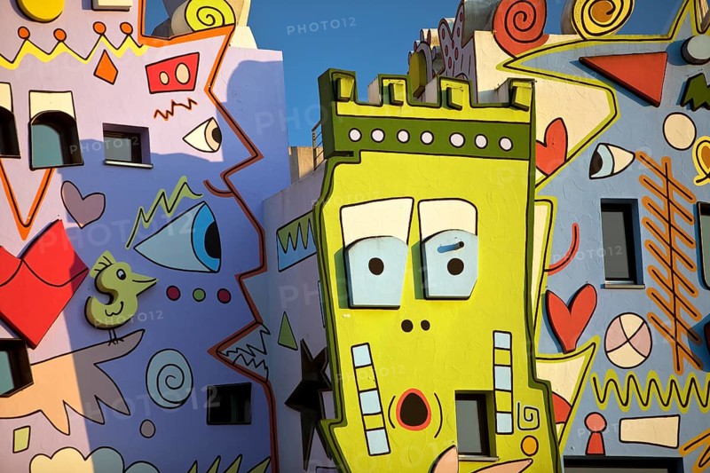 Happy Rizzi House, designed by the artist James Rizzi in pop art paintings, detail of the façade, Braunschweig, Lower Saxony, Germany, Europe