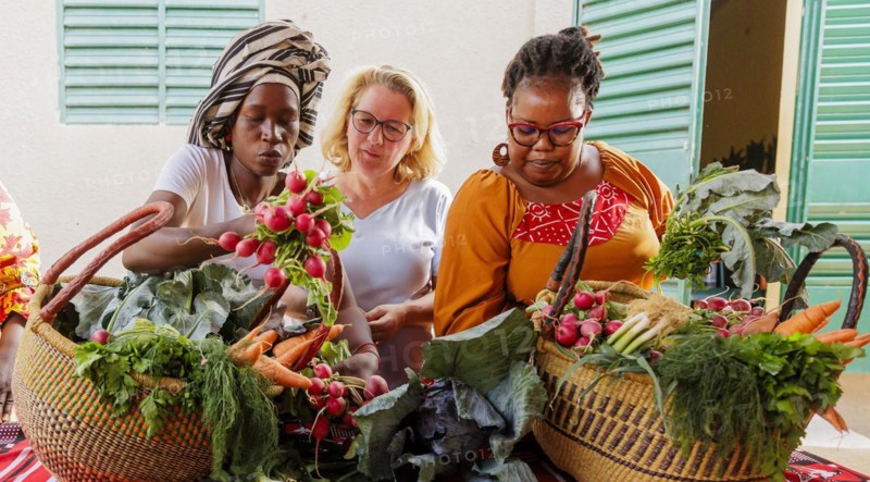 Svenja Schulze (SPD), Federal Minister for Economic Cooperation and Development, visits the agroecological training centre Centre Beo-Noree in Beo-Noree, 04.03.2024. Here in conversation with women farmers from the initiative. Photographed on behalf of the Federal Ministry for Economic Cooperation and Development