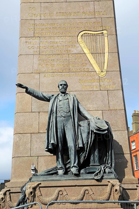 Charles Stewart Parnell monument, O'Connell Street, Dublin city centre, Ireland, Republic of Ireland sculptor Augustus Saint-Gaudens unveiled 1911, Europe
