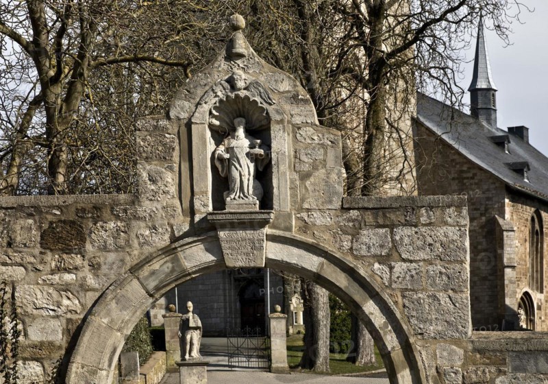 Arch of St Benedict, Collegiate Church of St Peter and St Paul, Obermarsberg, Marsberg, Sauerland, North Rhine-Westphalia, Germany, Europe