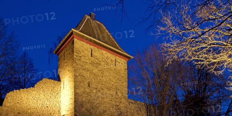 Illuminated Trinsen Tower in the evening, Old Town, Ratingen, Bergisches Land, North Rhine-Westphalia, Germany, Europe
