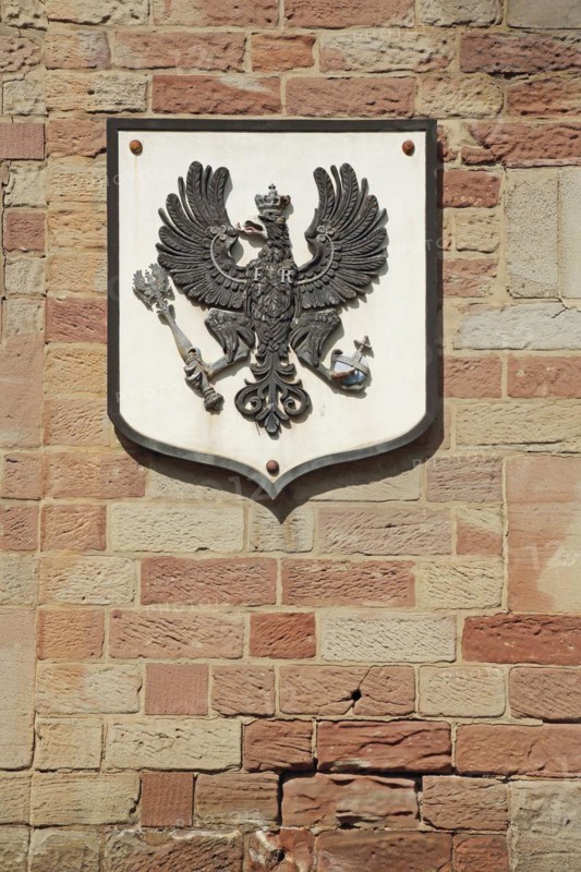 Coat of arms with black imperial eagle with crown, federal eagle, eagle figure, detail, German Gate, Saarlouis, Saarland, Germany, Europe