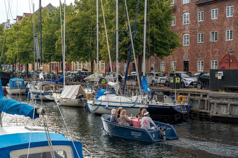 Christianshavns, old district, at the same time very lively and hip neighbourhood, crossed by many canals, with shops, pubs, living space, Copenhagen, Denmark, Europe